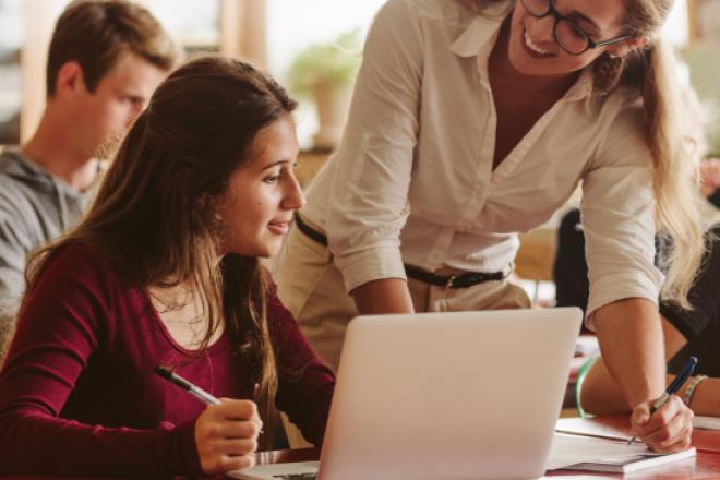 How Mitel Unified Communications Solutions Solve K-12 Staffing Challenges