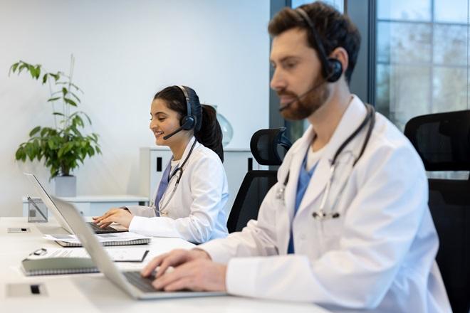 mitel cx blog healthcare contact center
